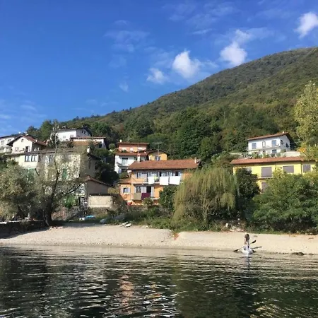 Das Alte Fischerhaus Am See オッジェッビオ