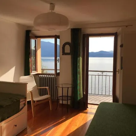 Das Alte Fischerhaus Am See Feriehus Oggebbio